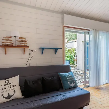 度假居 Pretty Little House With A Terrace - - Welkeys 道拉斯奥莱龙